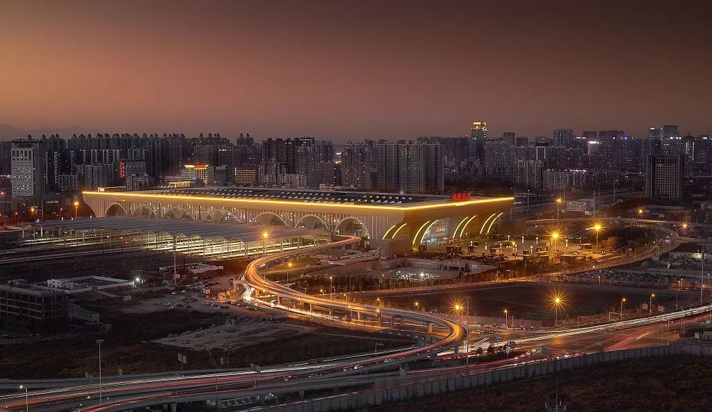 石门烟雨映古城，庄岳风华颂岁月——石家庄的历史韵味